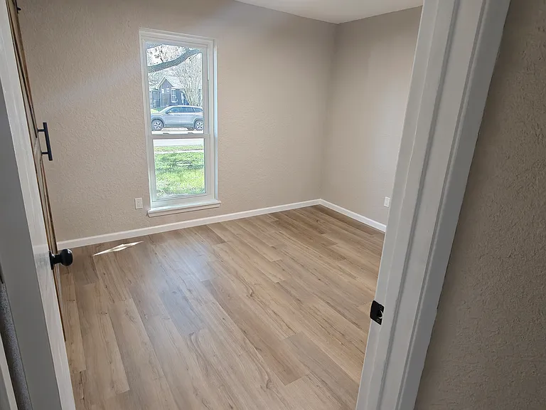 2817 Sage Brush Dr — Photo 9
