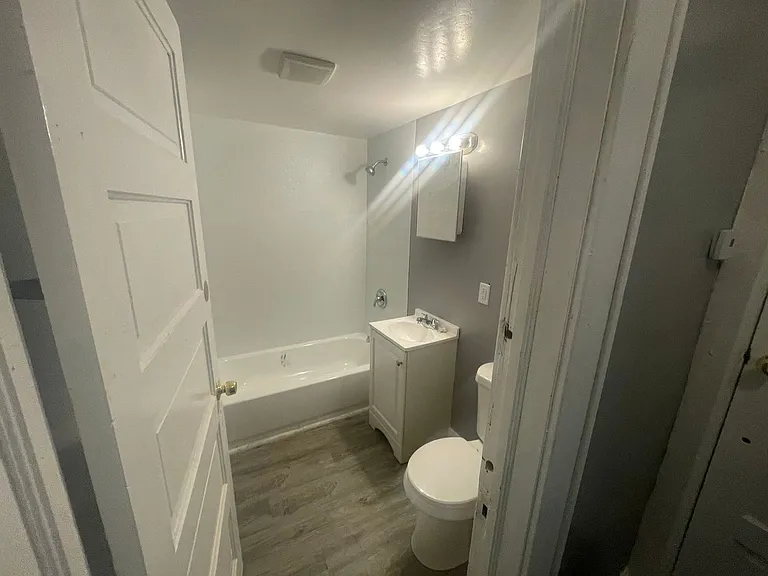 1515-1517 N 32nd St. (Duplex) — Photo 8