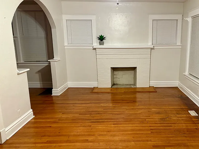 6932 Plymouth Ave — Photo 4