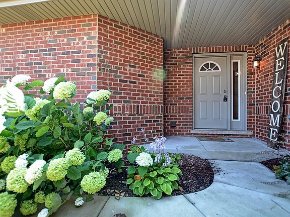2nd image of 19802 Mulroy Cir