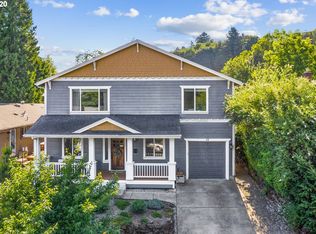 38 SE 63rd Ave, Portland, OR