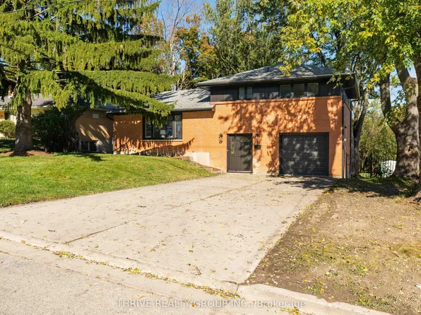 139 Deer Park Cir, London, ON N6H 3B9