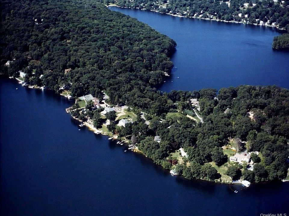 1st image of 300 West Lake Blvd