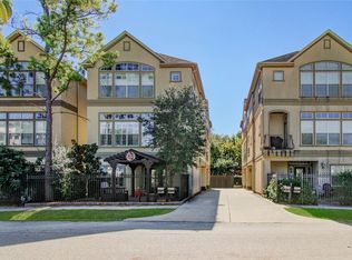 4613 Floyd St, Houston, TX 77007