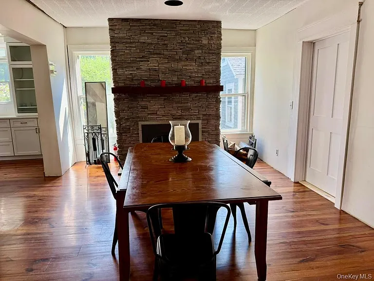 55 Union St — Photo 5