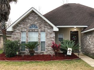 629 Foxwood Ln, La Place, LA 70068