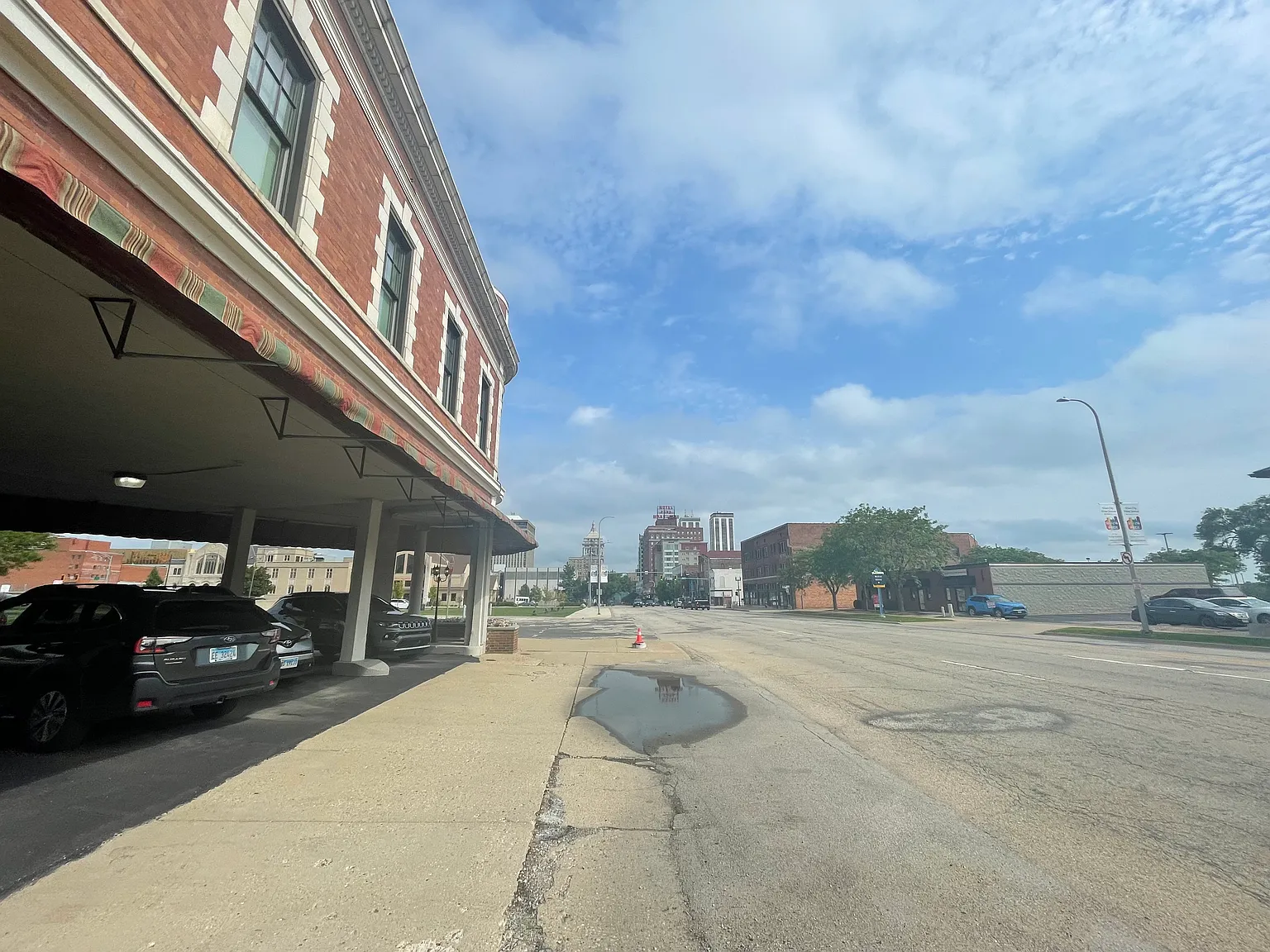 2 bed, 1150 sqft, $1,499 — Photo 4
