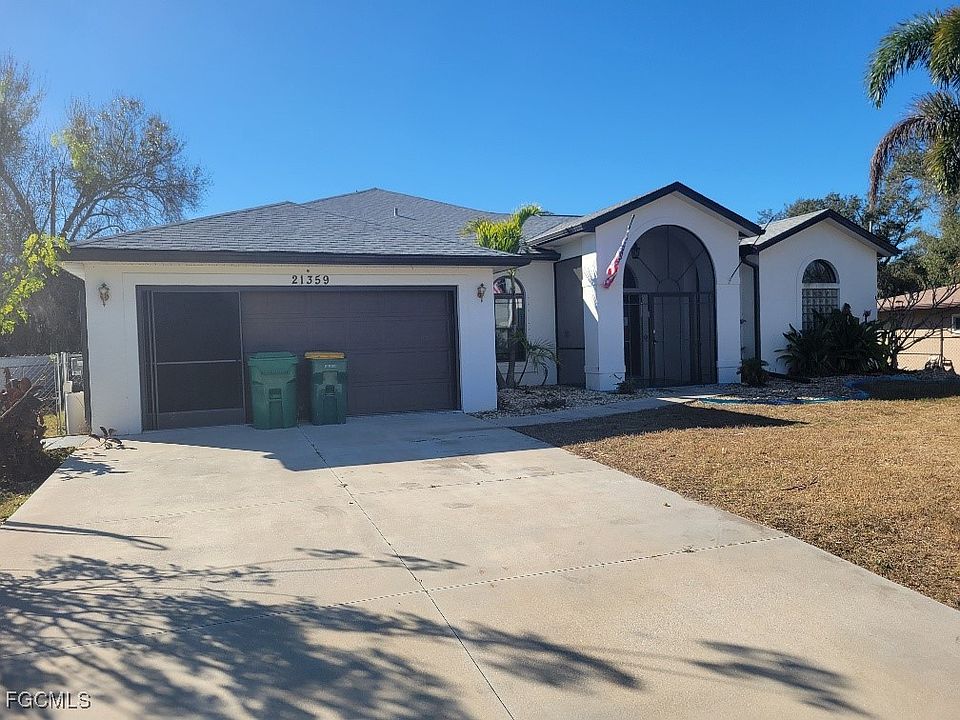 1st image of 21359 Bassett Ave