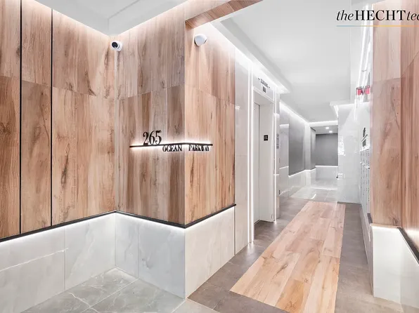 265 Ocean Parkway image 6 of 11