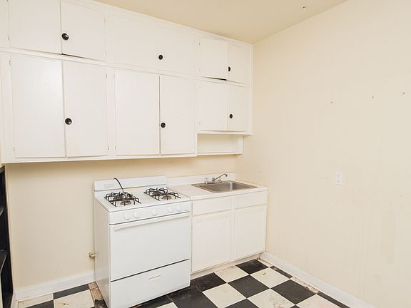 4th image of 4417 N Wolcott Ave APT 1B