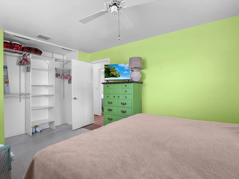 9412 Bellewood St — Photo 19