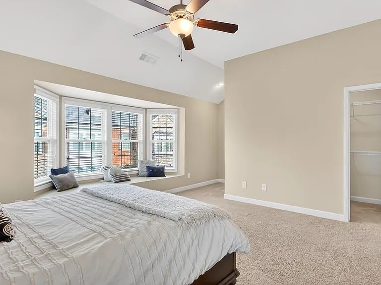 7205 Lowery Oak Dr — Photo 19