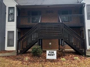 300 E Burns Ct SE #D, Marietta, GA 30008