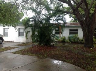 2065 24th St, Largo, FL 33774