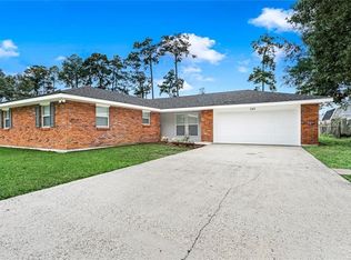 245 Robin Hood Dr, Covington, LA 70433