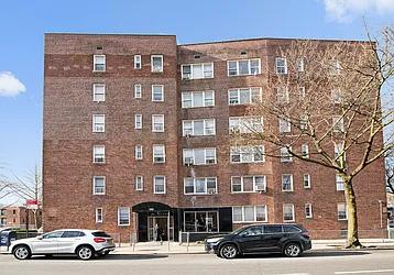 180 Van Cortlandt Park S in Kingsbridge