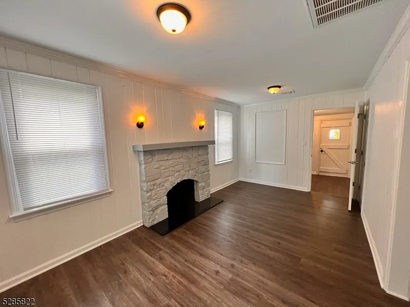 2 bed, 636 sqft, $2,600 — Photo 4