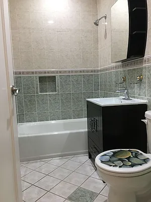 Rented by Meraki Realty LLC | media 17