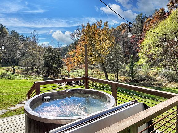 54th image of 89 High Meadows Ct