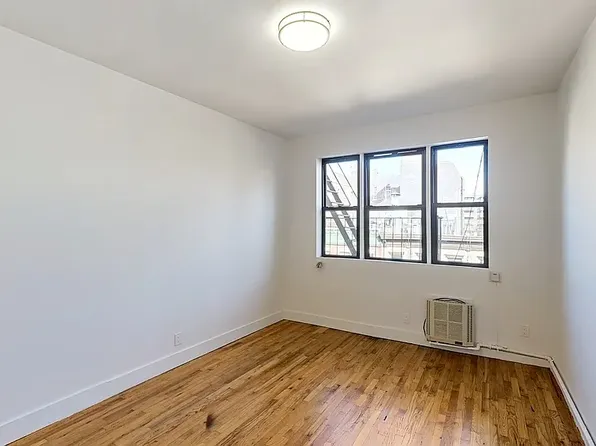 624 E 11th St #5AA, New York, NY 10009