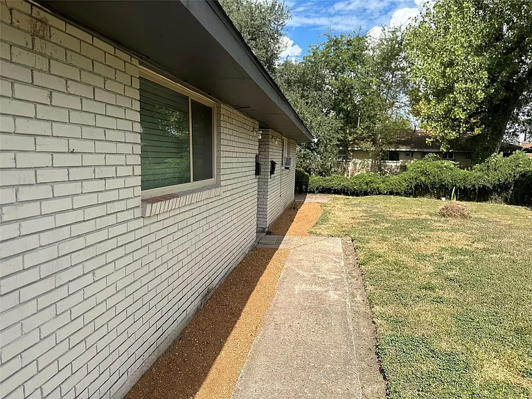 5405 Suez St #1 — Photo 15