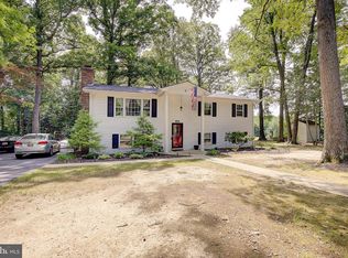 5494 Hallowing Point Rd, Prince Frederick, MD 20678