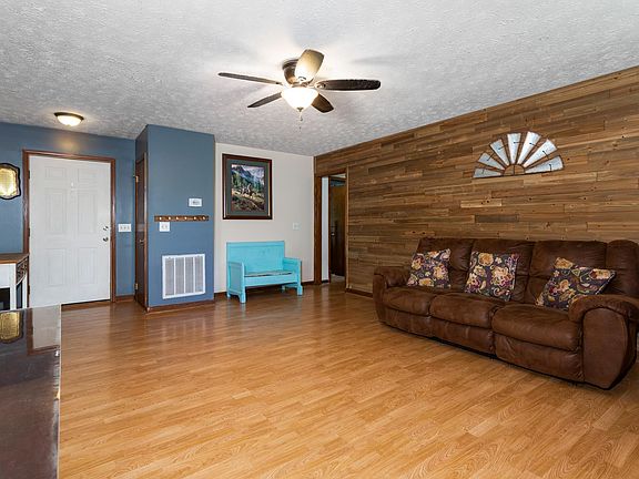 5th image of 105 Starla Ln