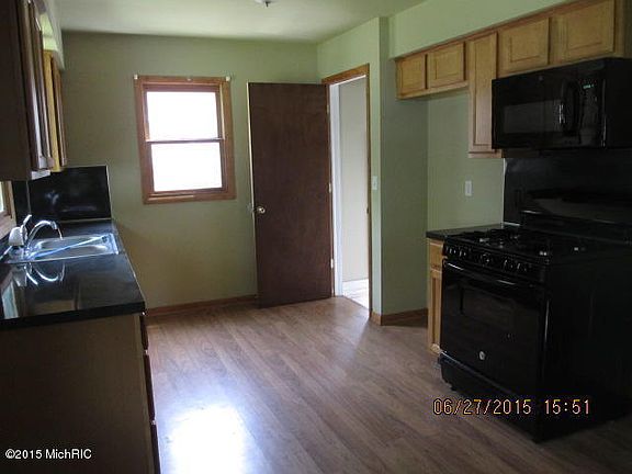 2nd image of 4132 Madison Ave SE