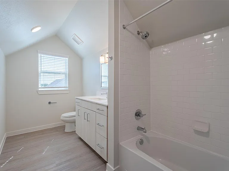 22014 Lesley Grove Ln — Photo 20