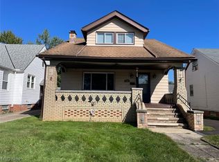 5135 Thomas St, Maple Heights, OH 44137