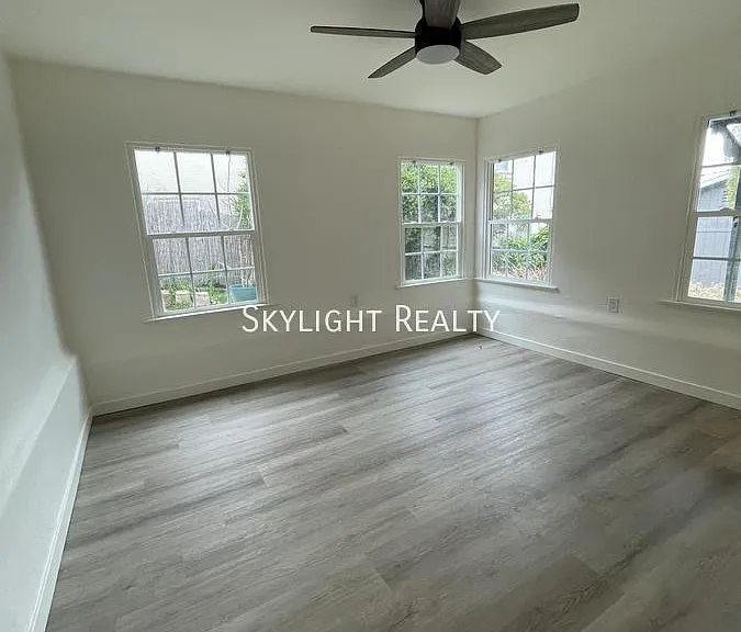 3746 Villa Ter #B — Photo 11