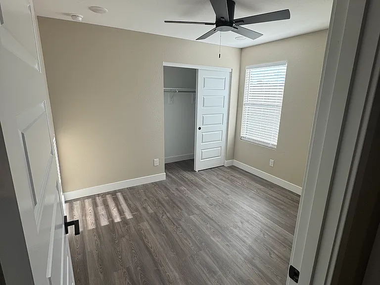 925 Jubal Ln — Photo 24