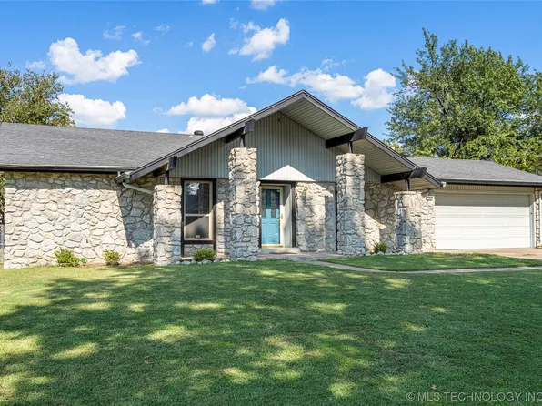 1761 W 63rd St, Tulsa, OK 74132