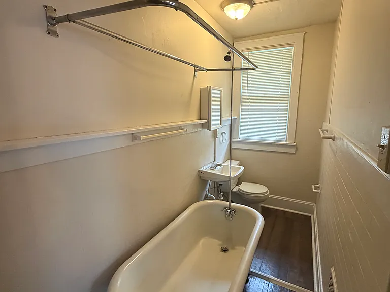 181 E 2nd Ave #181 — Photo 6
