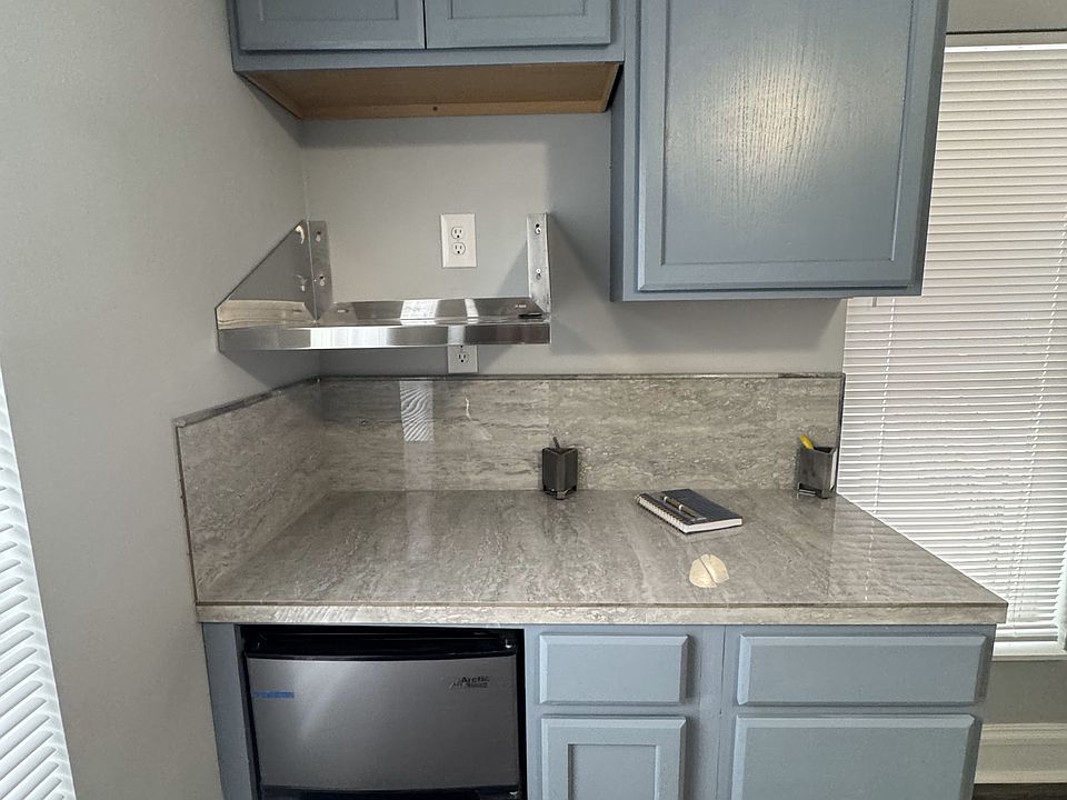 1st image of 142 Ashley St #D