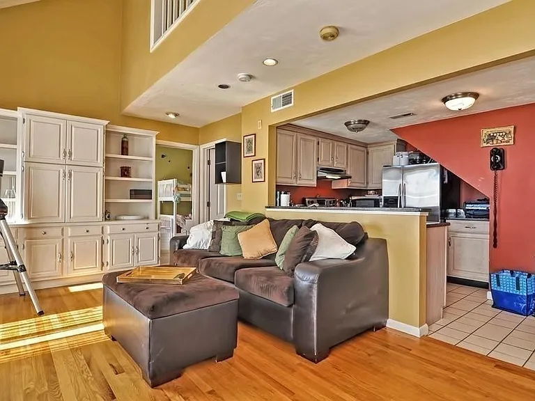 200 Falls Blvd #D309 — Photo 9