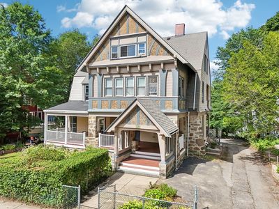 164 Ruthven St APT 1, Boston, MA, 02121