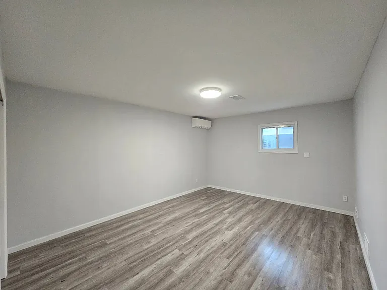 385 Gower St #1 — Photo 7