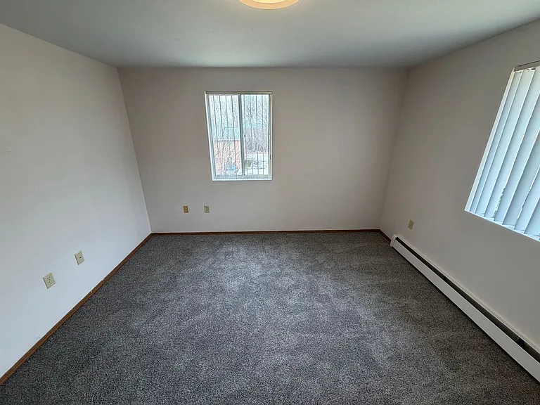 2709 Humboldt Rd — Photo 15