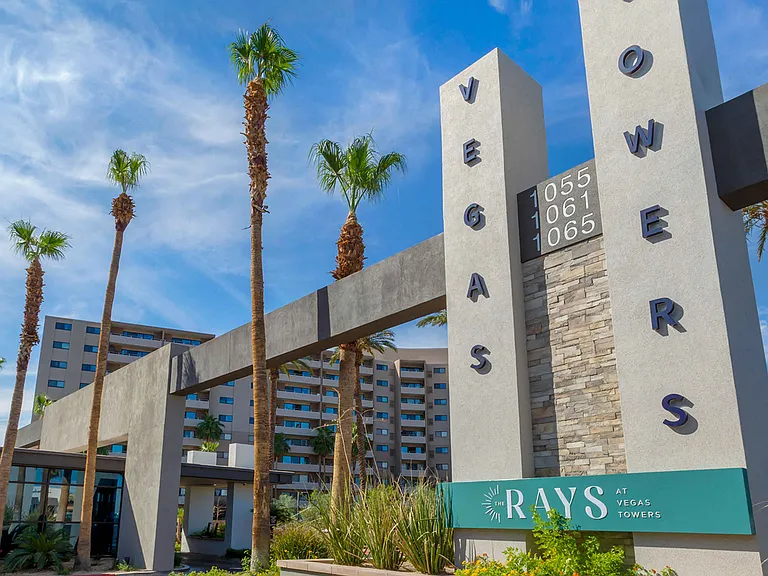 The Rays at Vegas Towers — Photo 28
