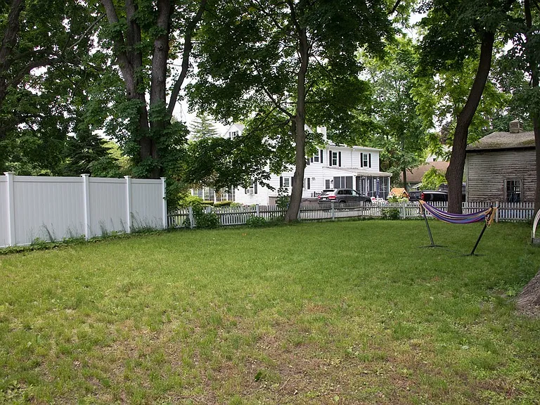 11 Taylor St #A — Photo 16