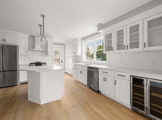 22 Carver Rd E #22, Watertown, MA 02472