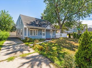 159 Spring Ln, Levittown, NY 11756