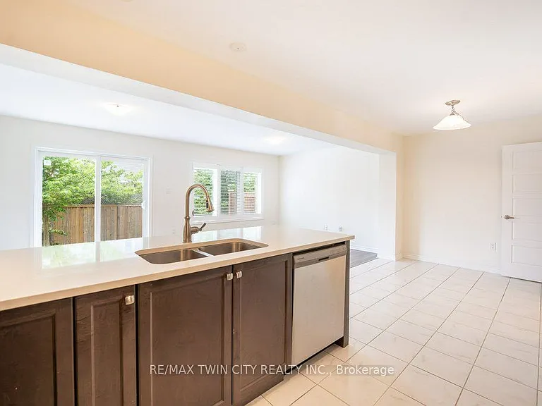 455 Guelph Ave #20 — Photo 12