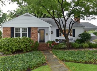 1725 N Greenbrier St, Arlington, VA 22205
