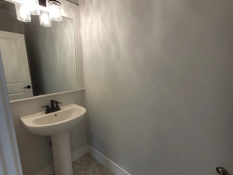 1768 W Crosswind St — Photo 30