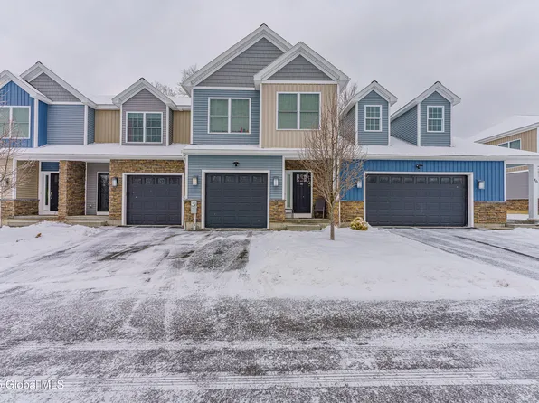 48 Stacey Way, Troy, NY 12180