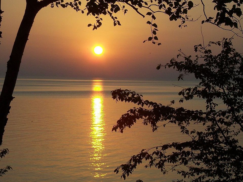 Waterfront view of Lake Superior