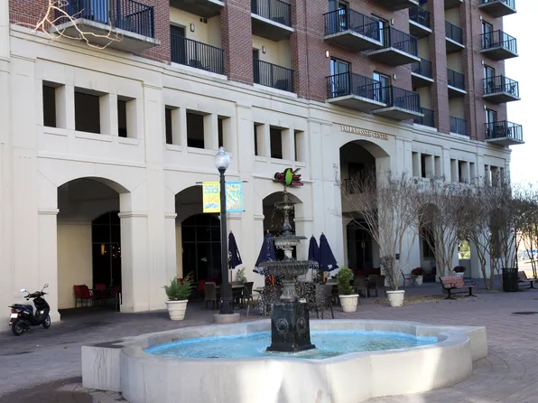 215 W College Ave APT 708, Tallahassee, FL 32301