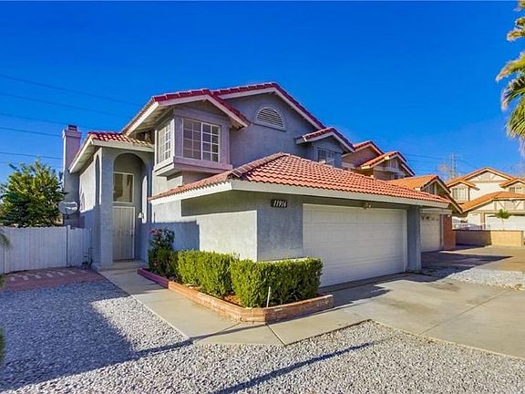 5th image of 11916 Woodbridge Dr